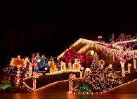 423913913 Christmas lights in Davis 1